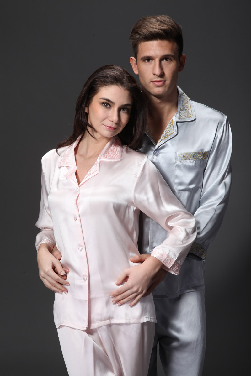 男女睡衣长袖套装